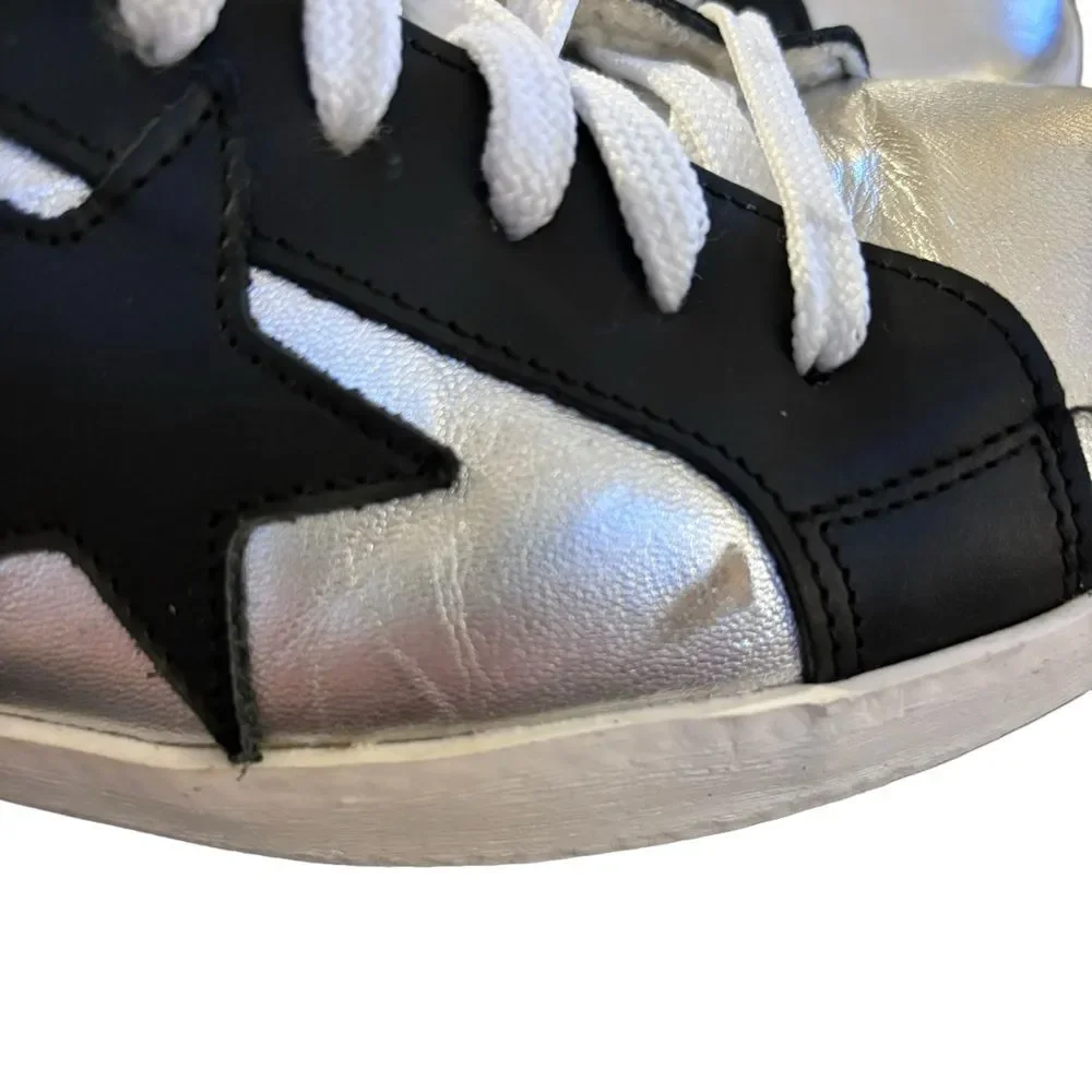 L’idea by Lori Silver Leather Slide Fleece Lined Sneakers Sz 40